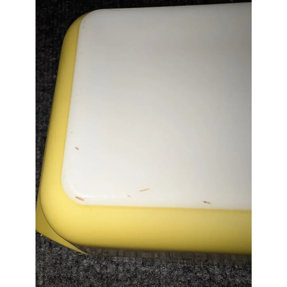 Vintage Pyrex 913 Loaf Pan Ovenware in Verde Yellow 1950-1959